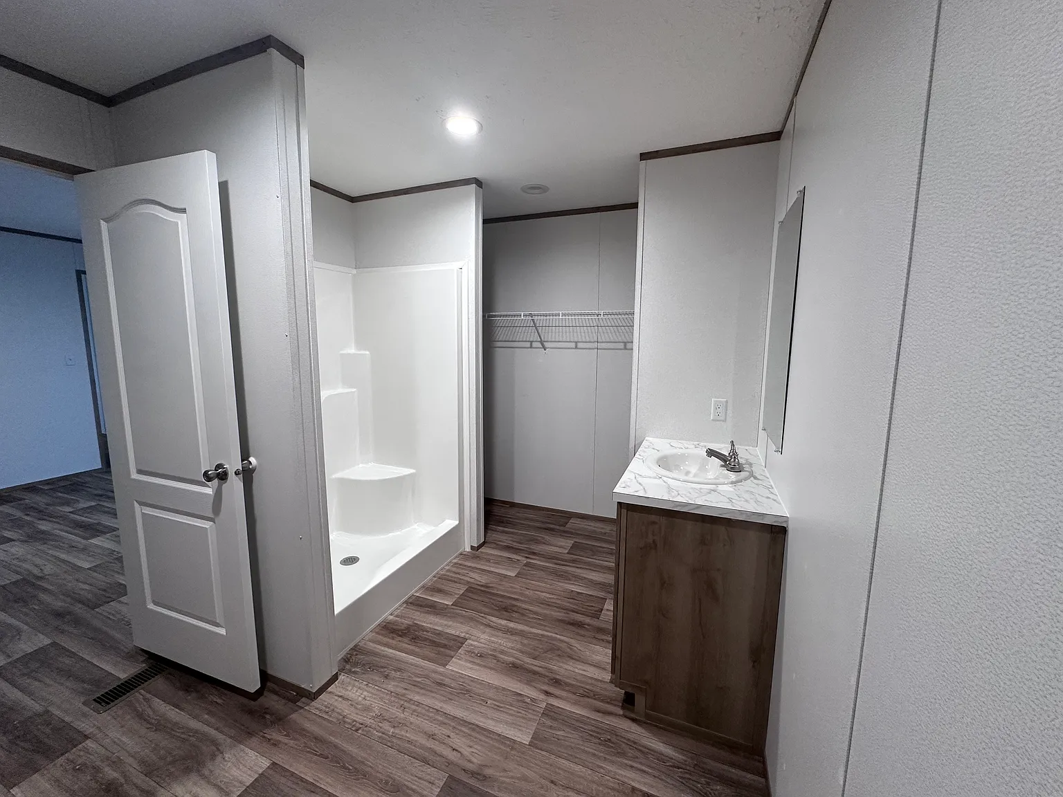 3 bed, 1200 sqft, $1,600 — Photo 4