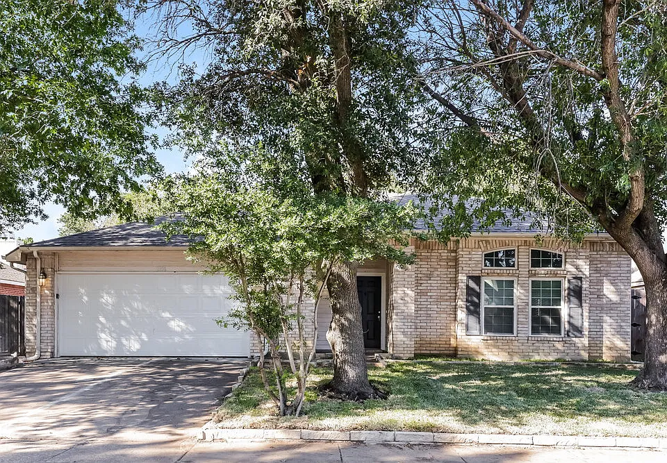 2908 Forest Creek Dr