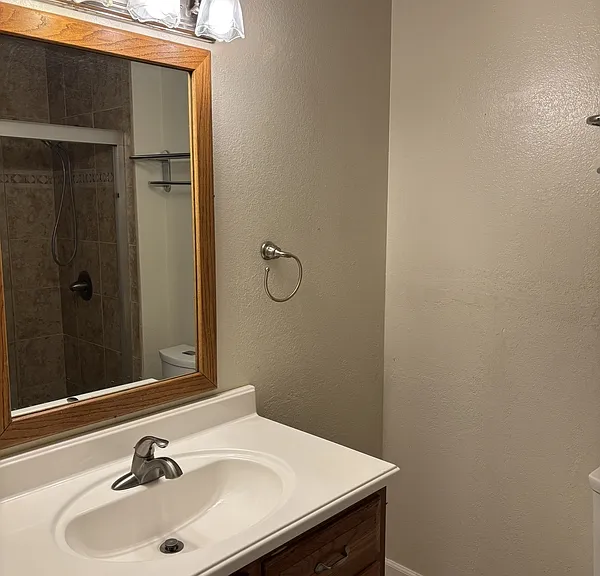 954 Emily Ave — Photo 11