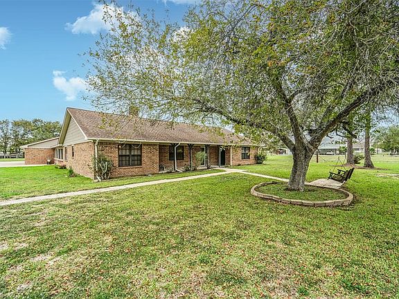 3rd image of 3018 Indian Acres Street