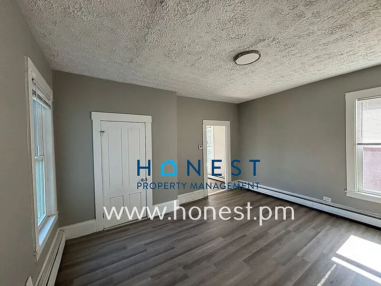 9 Maple St #4 — Photo 13