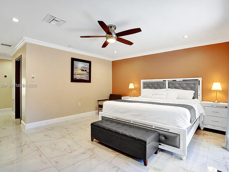 1318 Washington St — Photo 13