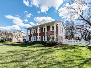 1431 Parrish Ct, Downers Grove, IL 60515