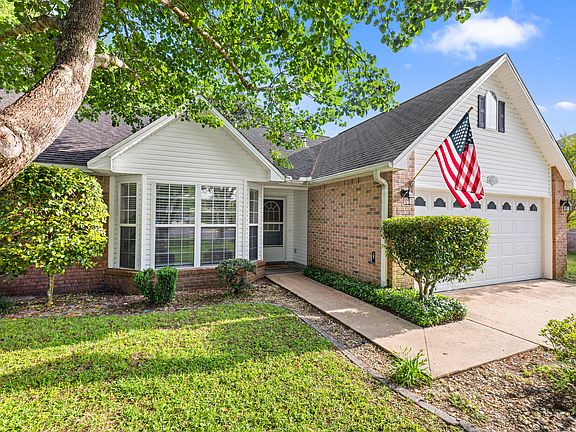 5th image of 4577 Castlewood Ln