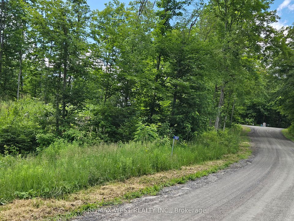 1st image of 507 Black River Rd
