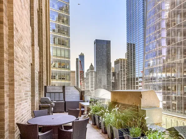 100 Barclay St APT 14M, New York, NY 10007
