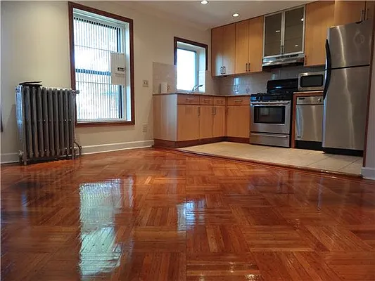 Rented by R New York | media 21