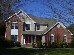 65 Salem Rd, Trumbull, CT 06611