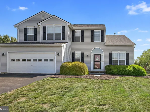 526 Carrington Dr, Dover, DE 19904
