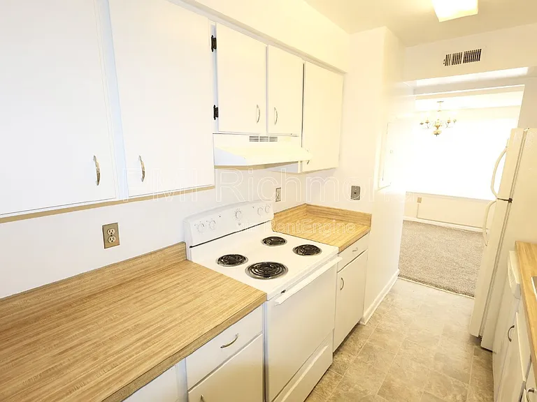 1509 Thistle Rd #104 — Photo 10