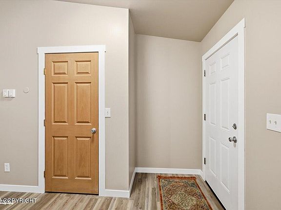 3rd image of 3321 S Bel Aire Dr