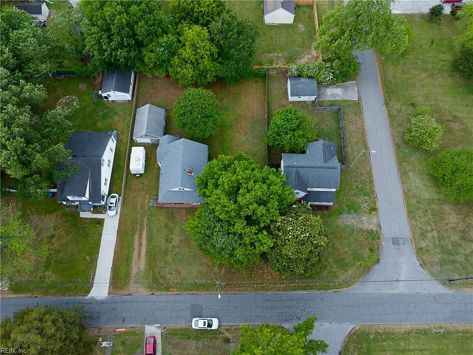 1st image of 118B Maupin Ave
