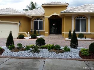 7873 NW 164th St, Miami Lakes, FL 33016