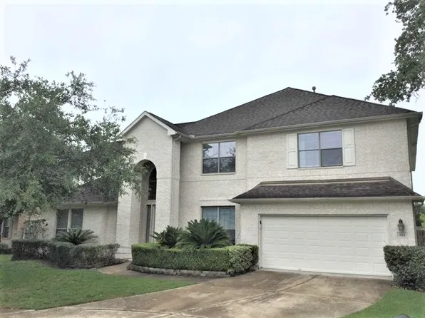 325 Lancaster Ln, League City, TX 77573