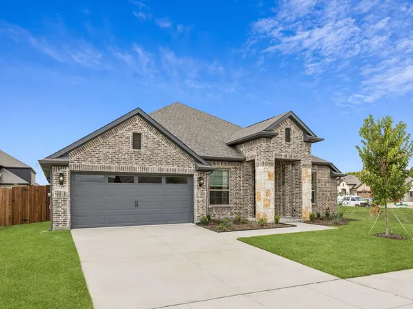 604 Majestic Oak Ln, Waxahachie, TX 75165