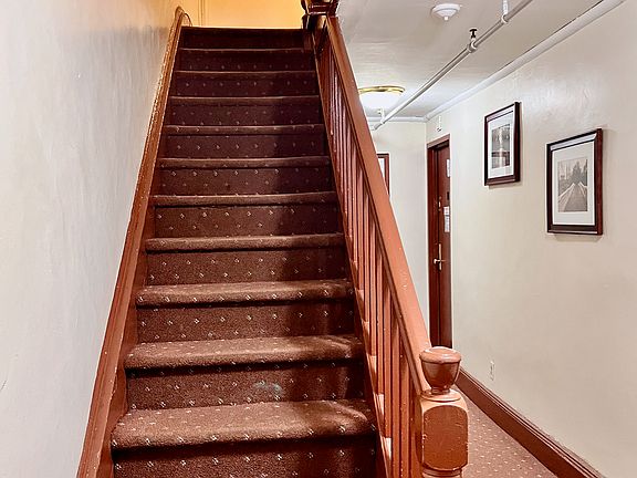 2nd image of 67 S Oxford St APT 2A