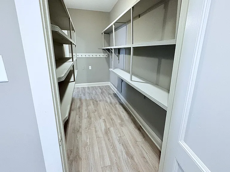 7 W Philadelphia St #3F — Photo 12