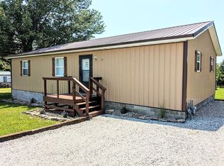 607 Tackett Dr, Seymour, MO 65746