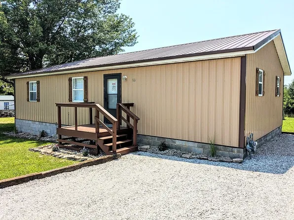 607 Tackett Dr, Seymour, MO 65746