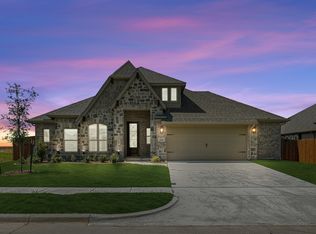 228 Claywood Dr, Glenn Heights, TX 75154