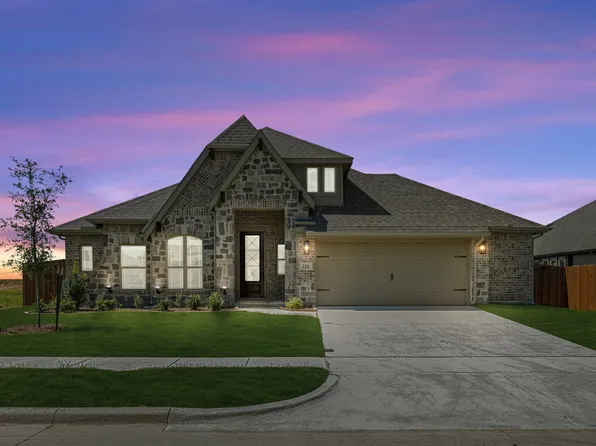 228 Claywood Dr, Glenn Heights, TX 75154