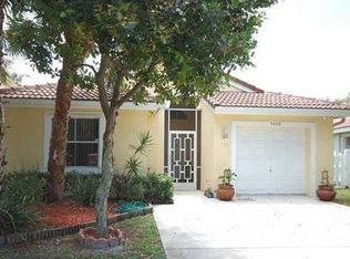 5620 La Quinta Ct, Lake Worth, FL 33463