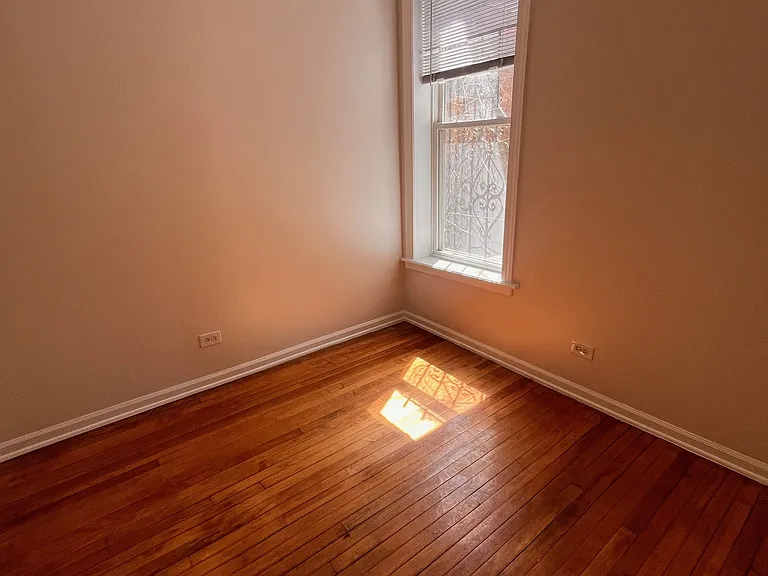 3227 S Carpenter St #2M — Photo 7