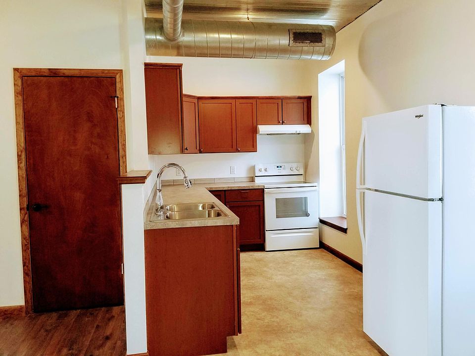 108 E Main St 1, Zearing, IA 50278 Zillow