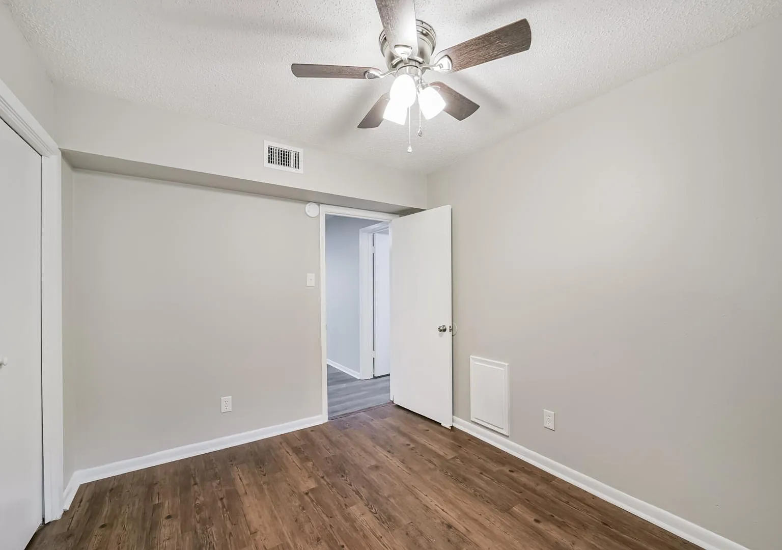 1320 Barak Lane - A — Photo 1