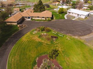 3305 SW Hailey Ave, Pendleton, OR 97801