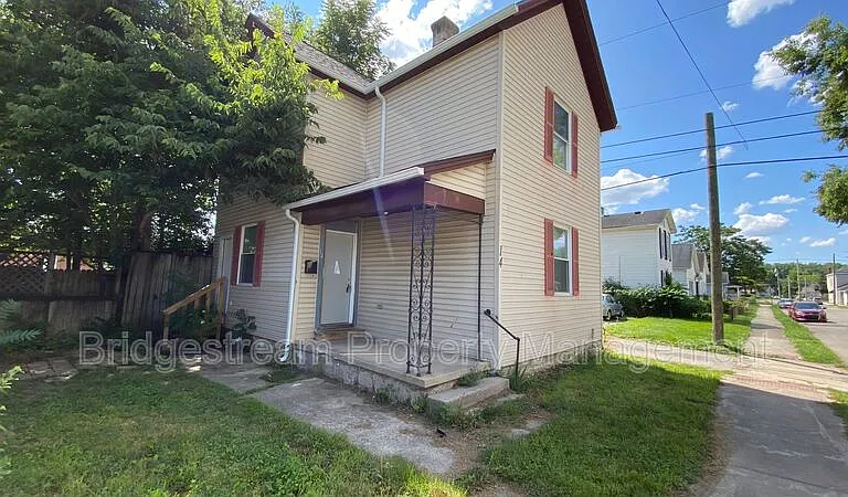 14 Nassau St — Photo 1
