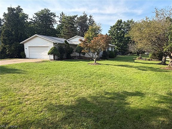 4th image of 1088 Lander Rd
