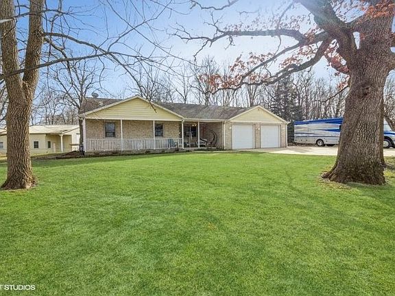 3rd image of 14590 Bianca Ln