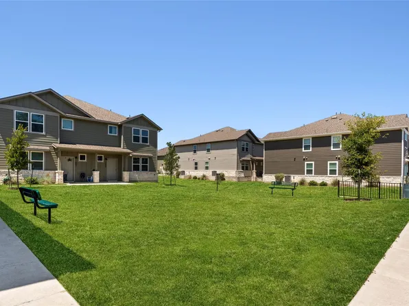 705 Horseshoe Dr #1702, Leander, TX 78641