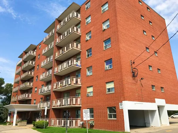 Aberdeen Court Apartments