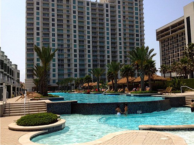 1st image of 310A Padre Blvd #505