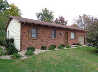 920 S Dickerson St, Palmyra, MO 63461