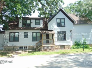 840 Shawano Ave #B, Green Bay, WI 54303