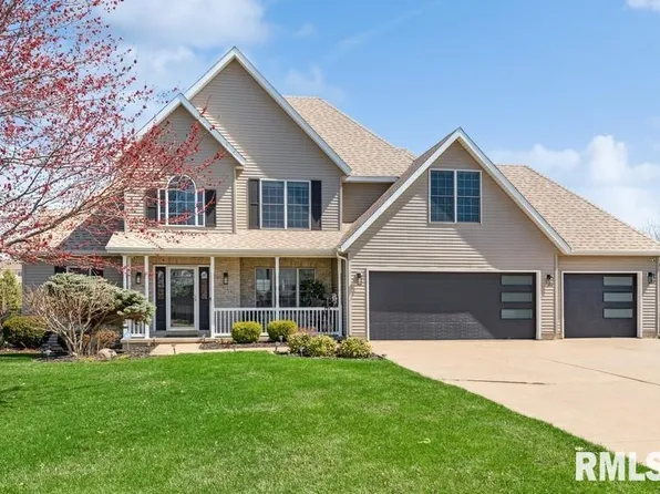 6644 Woodland Ct, Davenport, IA 52807