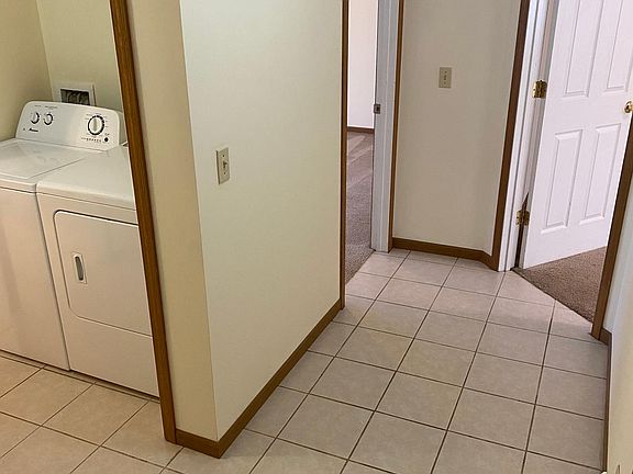 3rd image of 3300 Dudley St #1