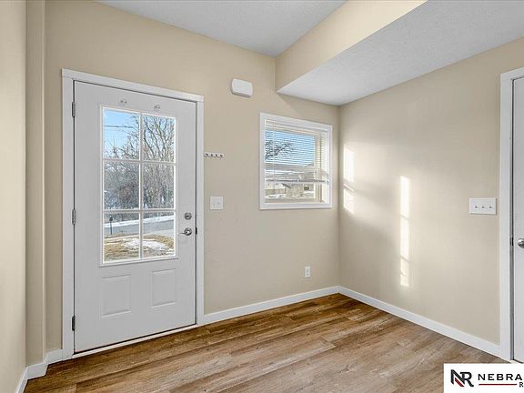 4th image of 1624 A St