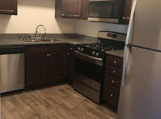 408 Greenbriar Dr APT 4, Normal, IL 61761