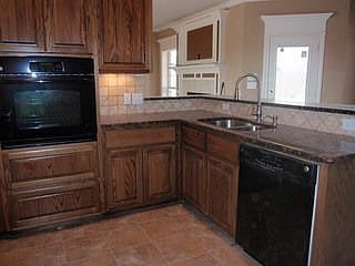 2nd image of 266 Winchester St
