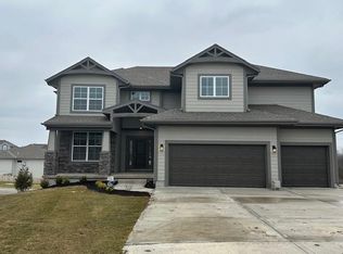 2817 W Dartmouth St, Olathe, KS 66061