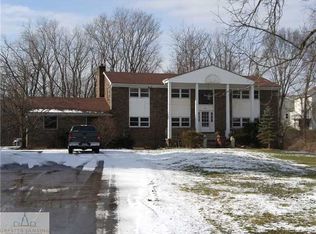 2995 Pine Tree Rd, Lansing, MI 48911