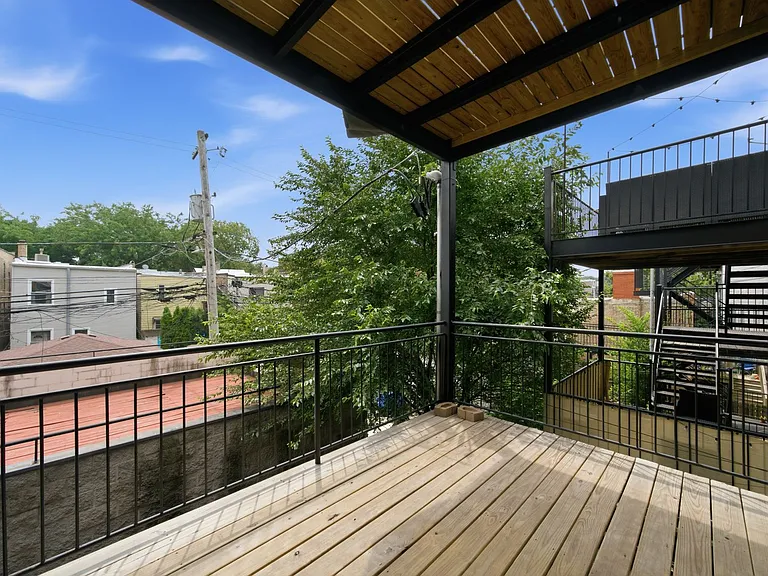 2647 W Haddon Ave #2 — Photo 18