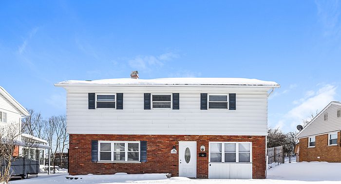1st image of 11996 Wincanton Dr