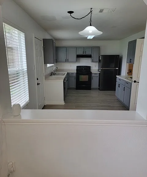 4023 Wisteria Way — Photo 6