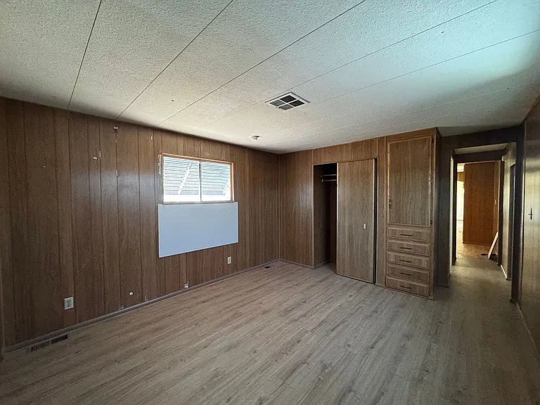 384 Moser — Photo 19