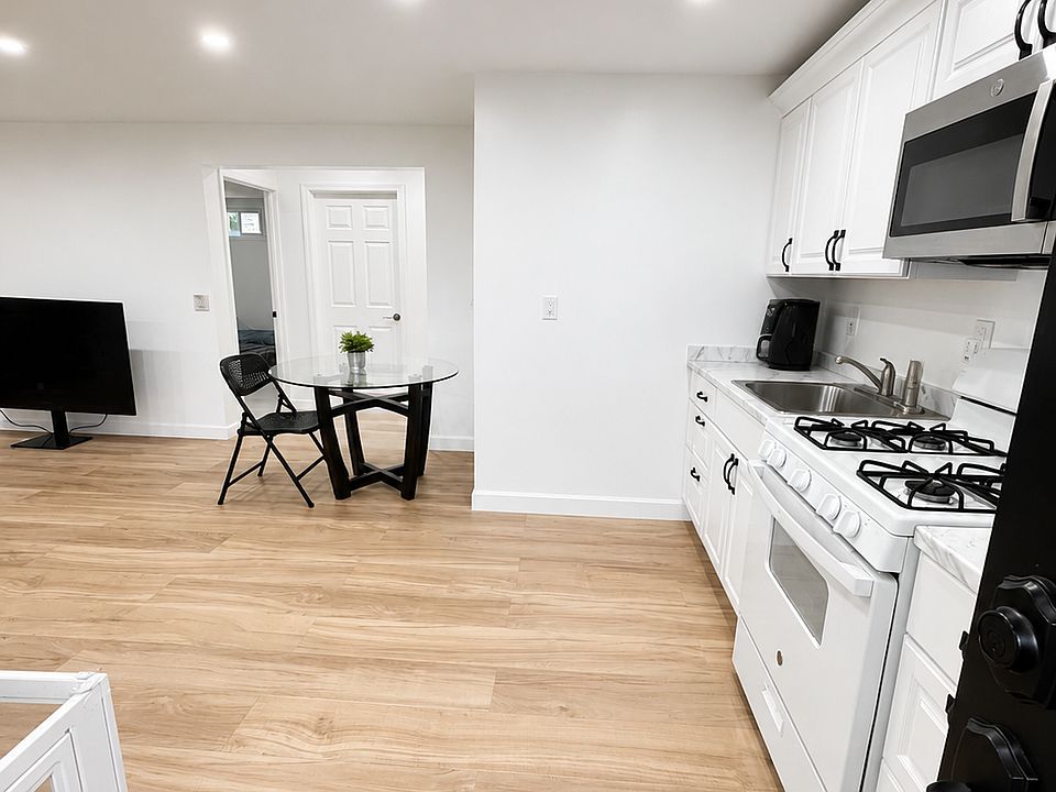 1st image of 75 S Covert Ave Floor 1